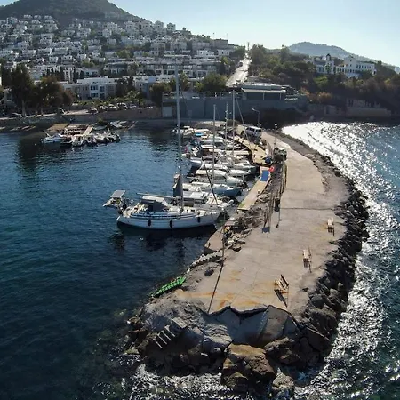 Cimentepe Deluxe Villa Bodrum