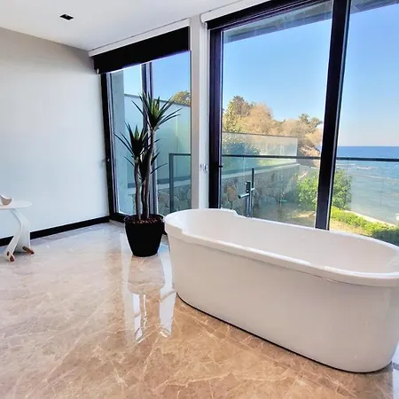 Cimentepe Deluxe Villa *